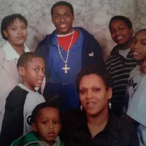 Meet your Posher, Tiara